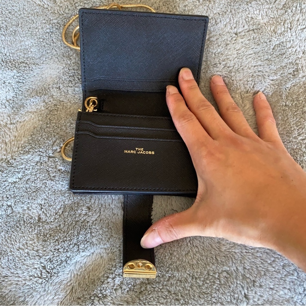 MARC JACOBS Half Moon Small Leather French Wallet - Picture 7 of 8